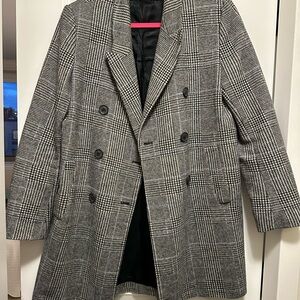 Zara Black and White Women’s Houndstooth Trench Coat